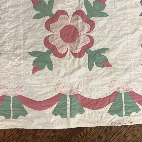 Vintage appliqué quilt - Picture 3 of 6